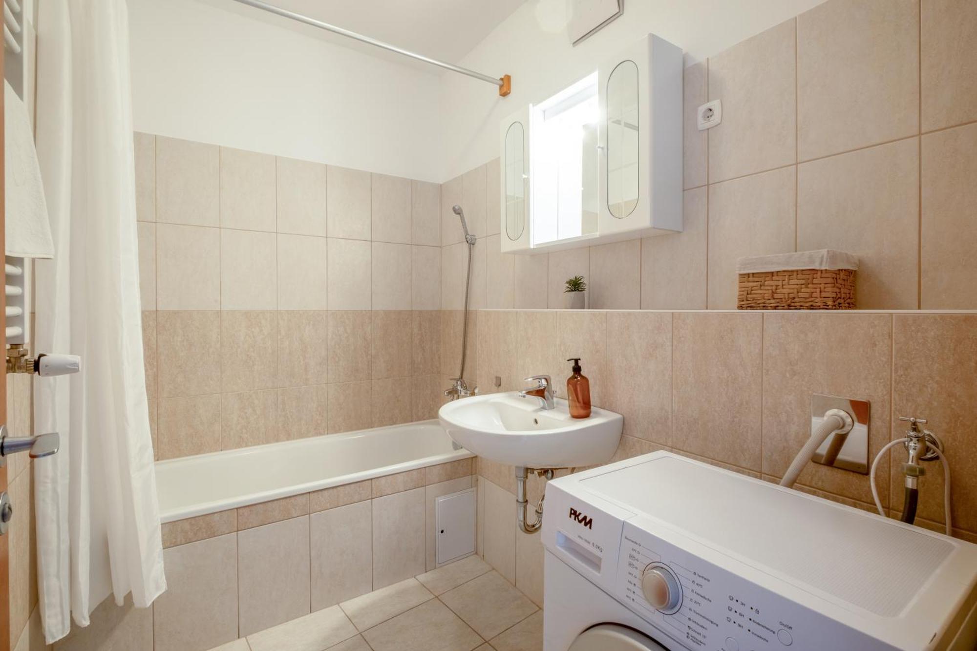 Myflat Club 218 Gold II Wellness Apartment Siófok Kültér fotó